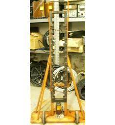 Hydraulický zvedák pro kabelové bubny -Pár